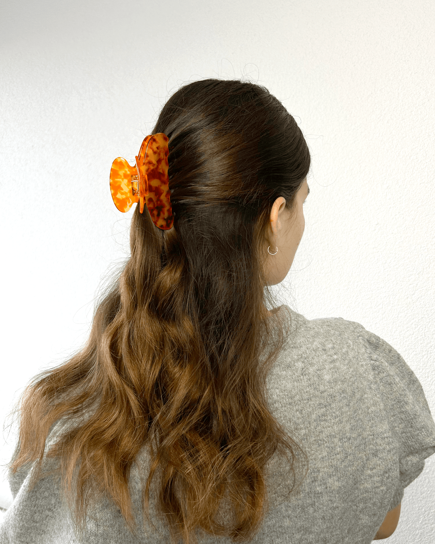 ORANGE CLAW CLIP - HANDMADE