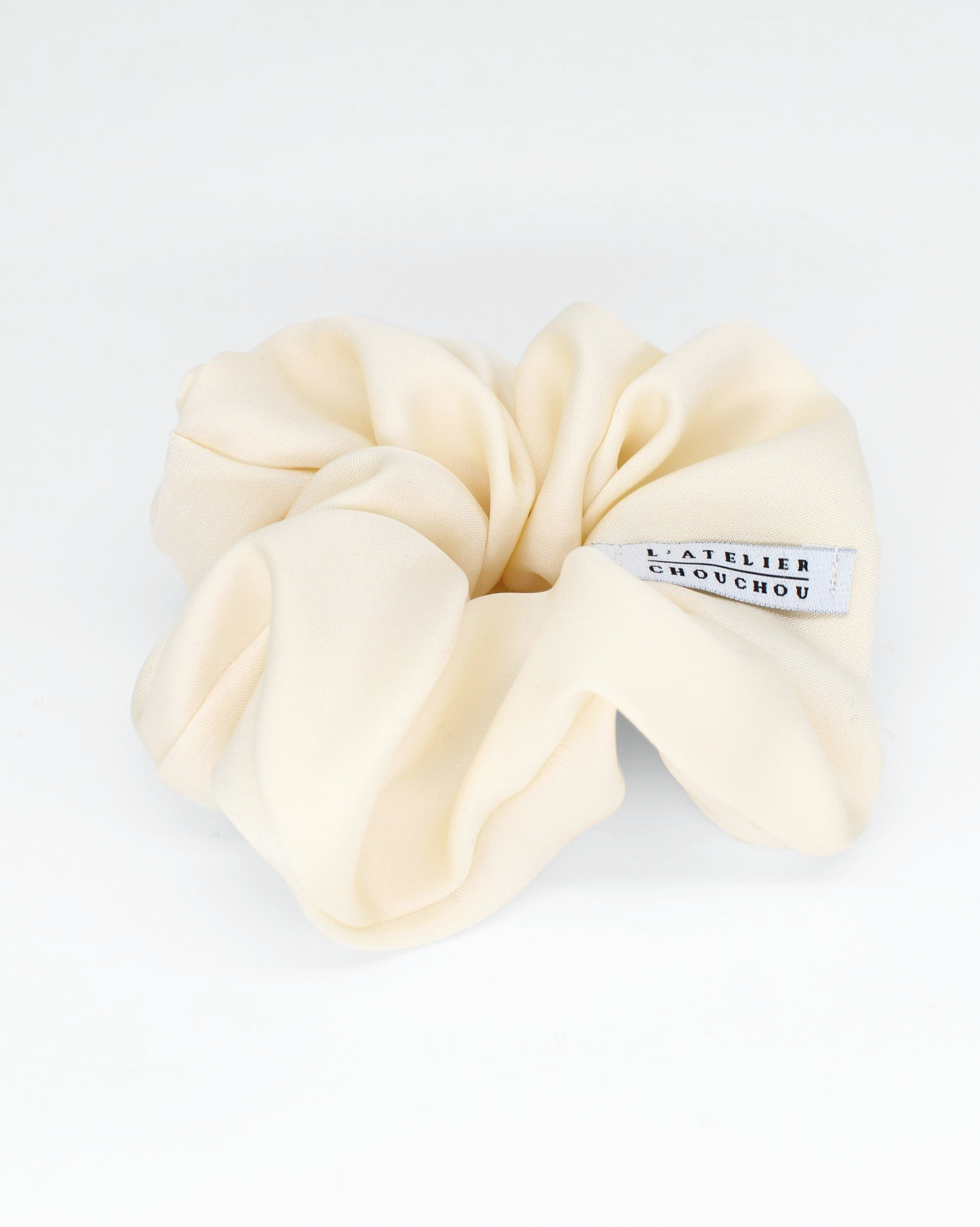 SILK SATIN CREAM SCRUNCHIE